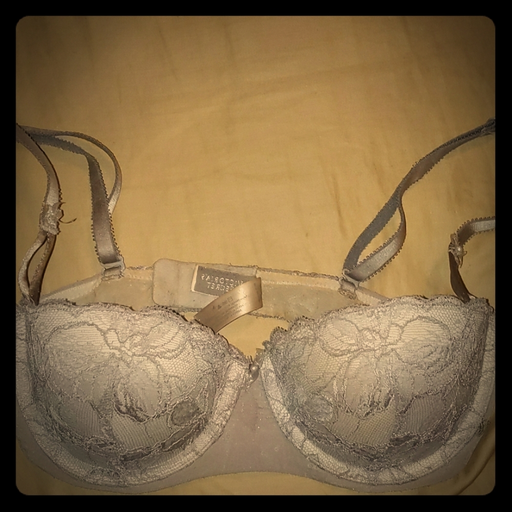 Victoria's Secret balconet 32c grey lace bra